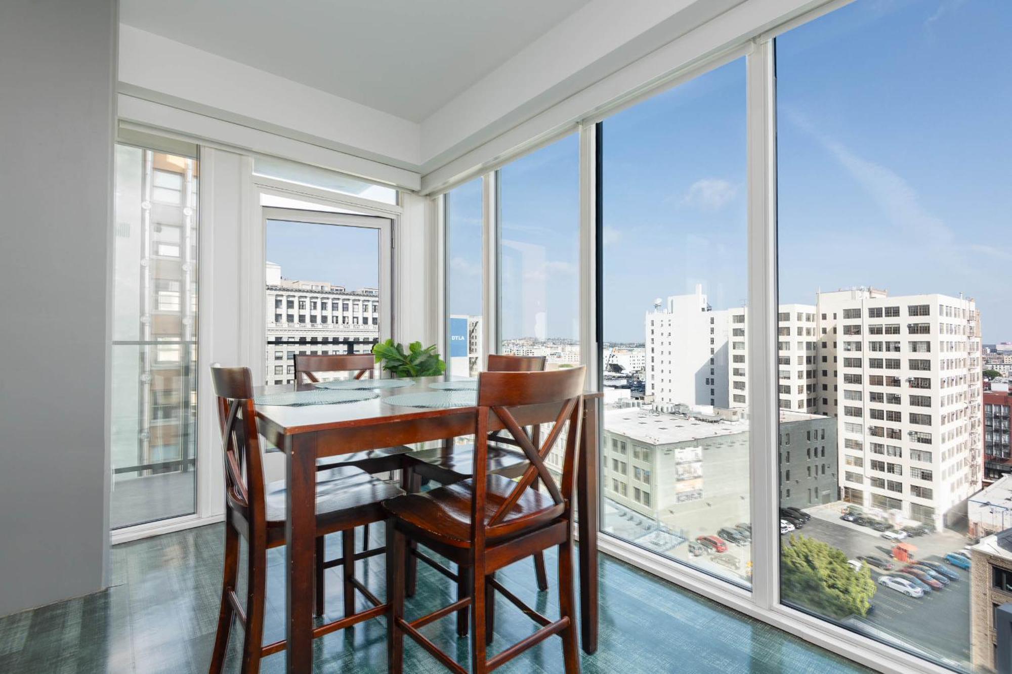 Appartement 3-bed High-rise With Panoramic Views, Pool & *